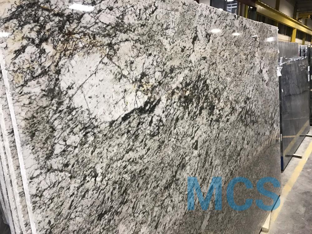 Granite – Persa Light slab-min